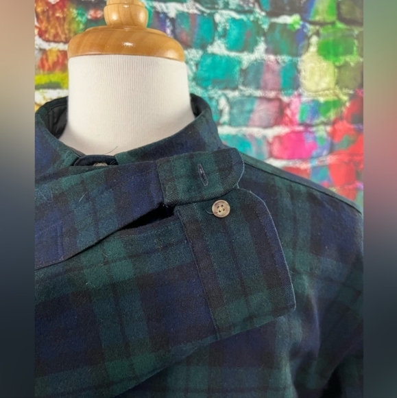 Pendleton Authentic Blackwatch Tartan Shirt Size XL Plaid 100% Wool SMALL HOLE - Picture 5 of 13